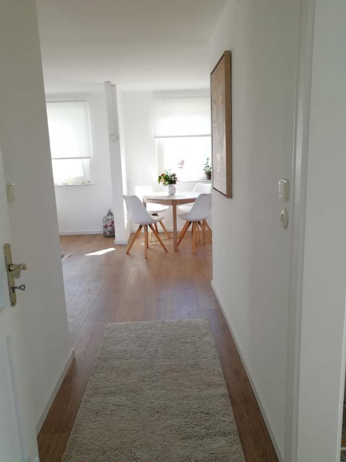 Frisch Renoviert Mit Dachterrasse - Geniesse Ruhe Und Grun Nahe Neustadt Aisch Neustadt an der Aisch Exterior photo
